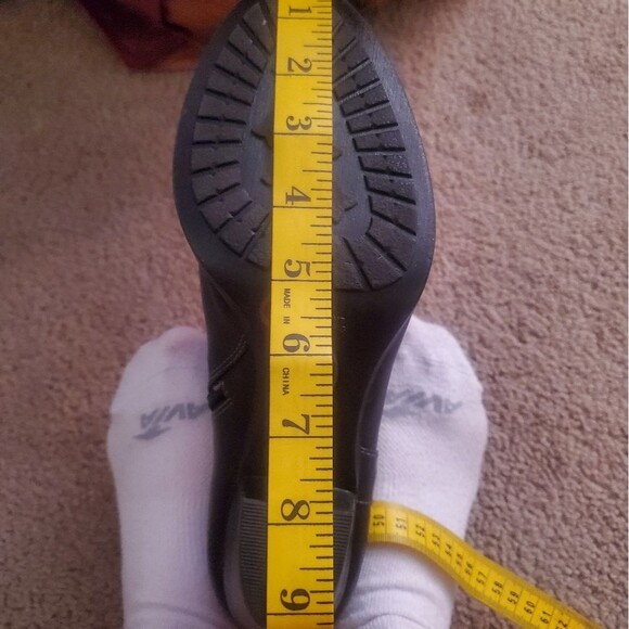 Sofft Black Studded Ankle Booties – Size 9.5 – Comfort & Edgy Style - Picture 9 of 11